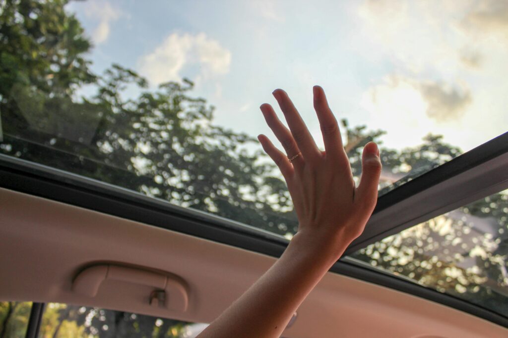 Sunroof Glass Replacement in Louisville, KY